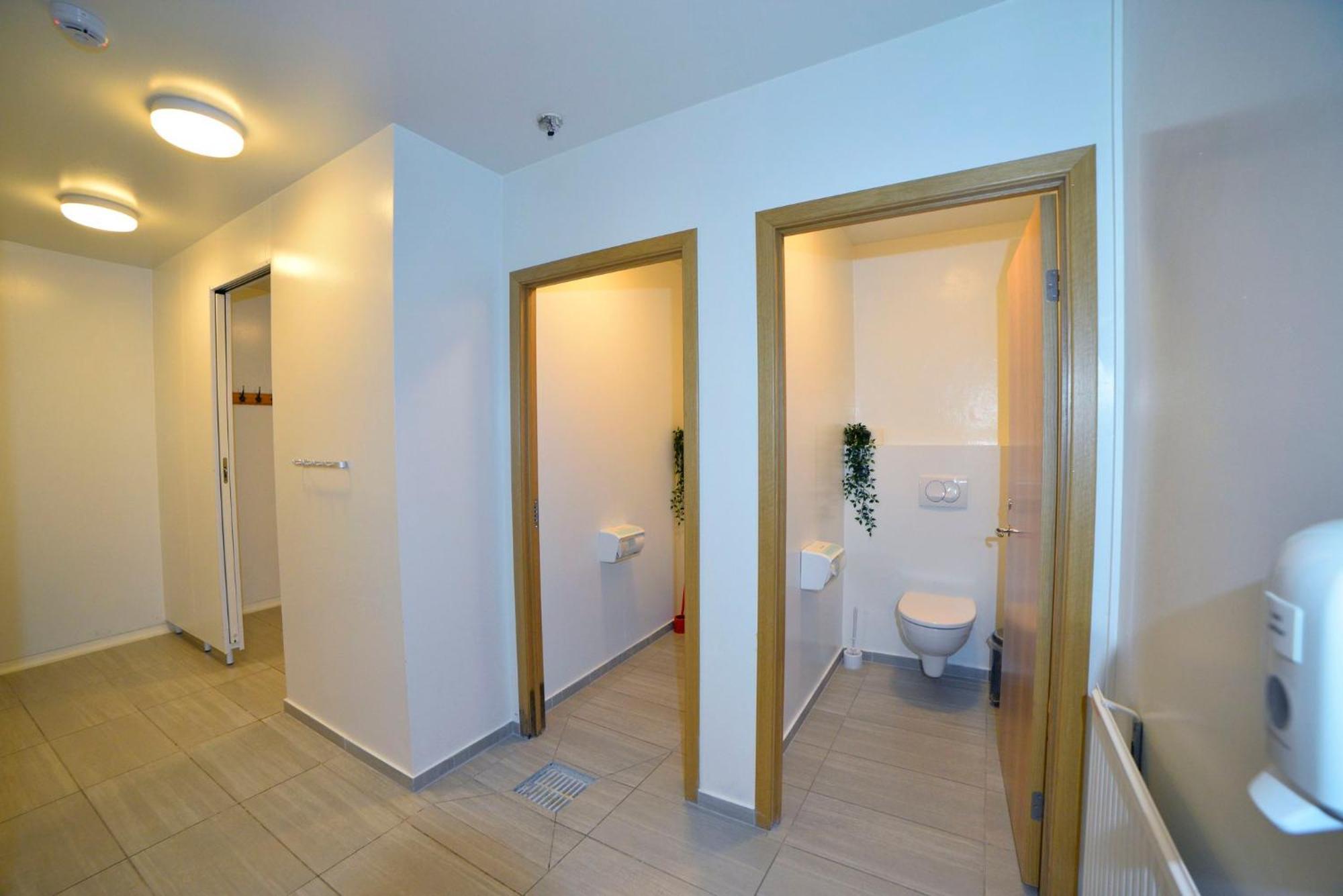 Klausturhof Guesthouse Киркьюбайярклёйстюр Экстерьер фото