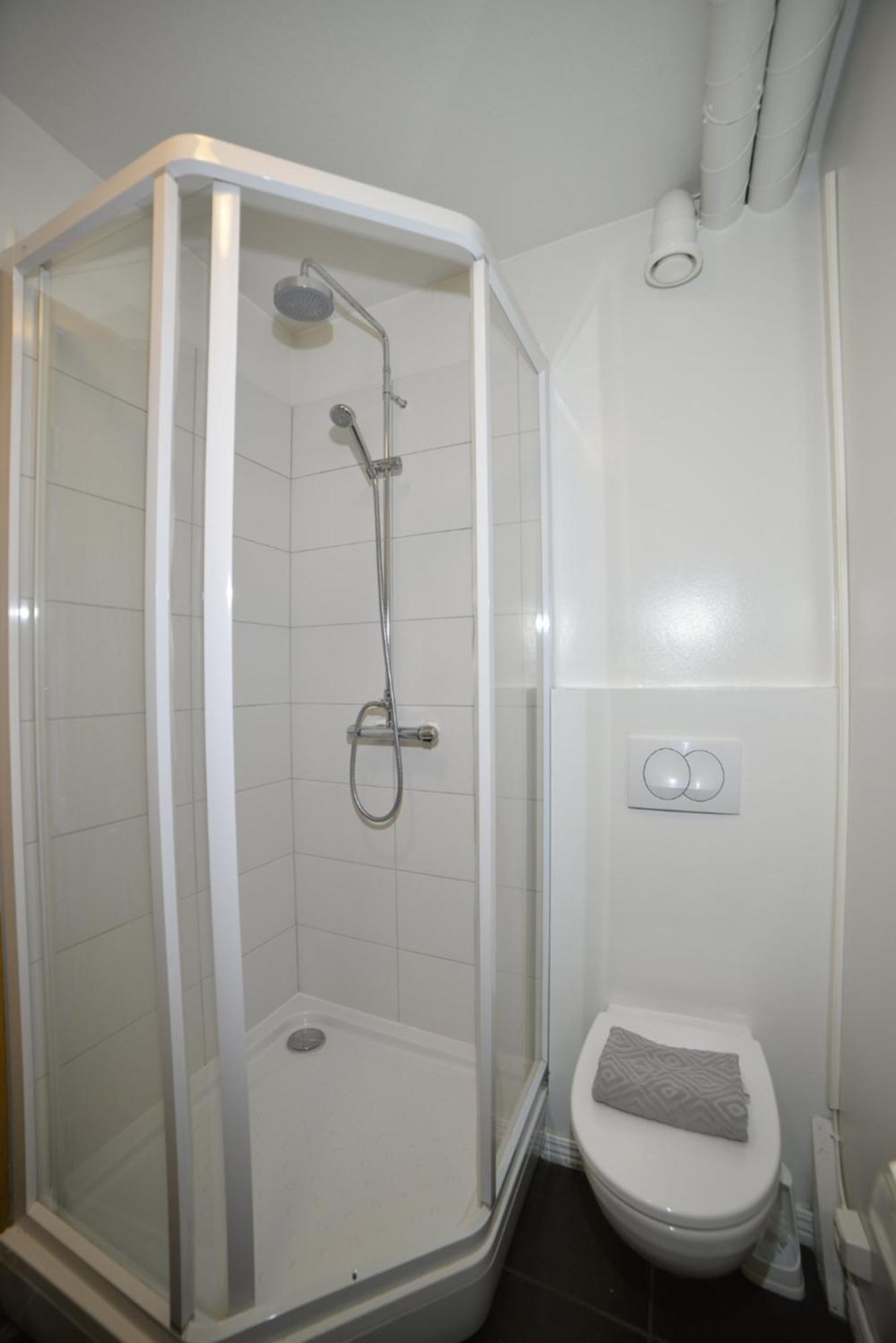 Klausturhof Guesthouse Киркьюбайярклёйстюр Экстерьер фото